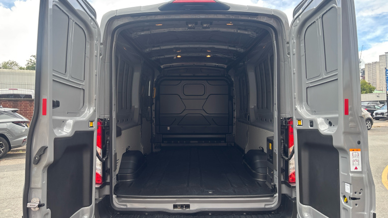 Ford Transit E-350 L3 Rwd 135kW 68kWh H2 Trend Van Auto